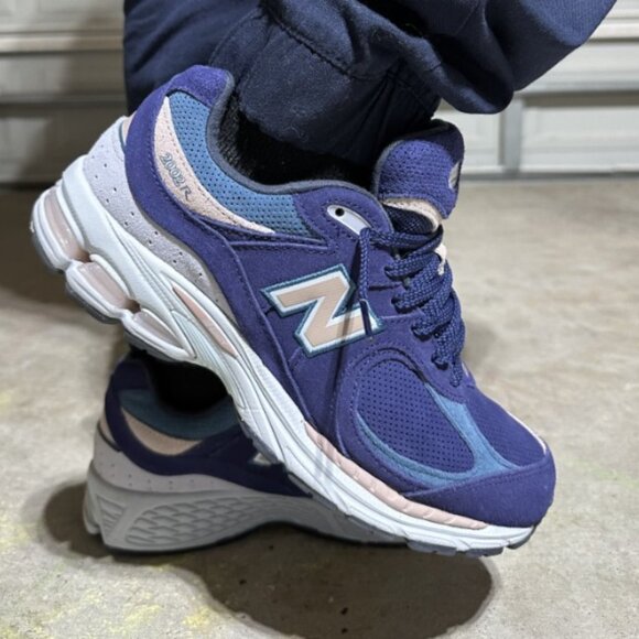 New Balance M2002 RWC Navy Grey M7/W8.5 Brand New DS - Picture 1 of 10